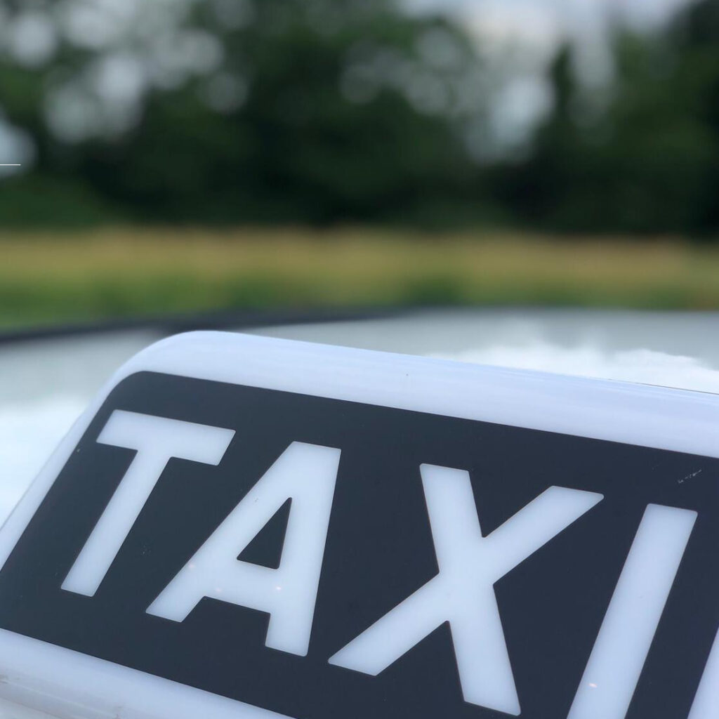 TAXI SARONNO 01